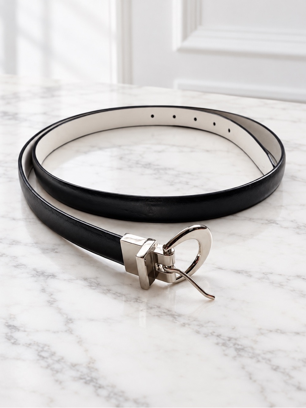 Women’s Reversible Black/White Belt Silver Buckle XL 49” – 3/4” Wide